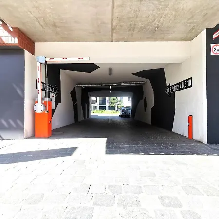 Appartement Polaka ~ Self Check-in 24 ~ Car Park ~lift