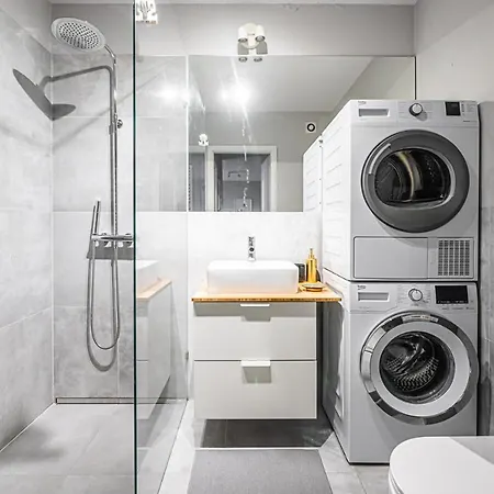 Appartement Polaka ~ Self Check-in 24 ~ Car Park ~lift Wrocław