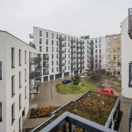 Appartement Polaka ~ Self Check-in 24 ~ Car Park ~lift *