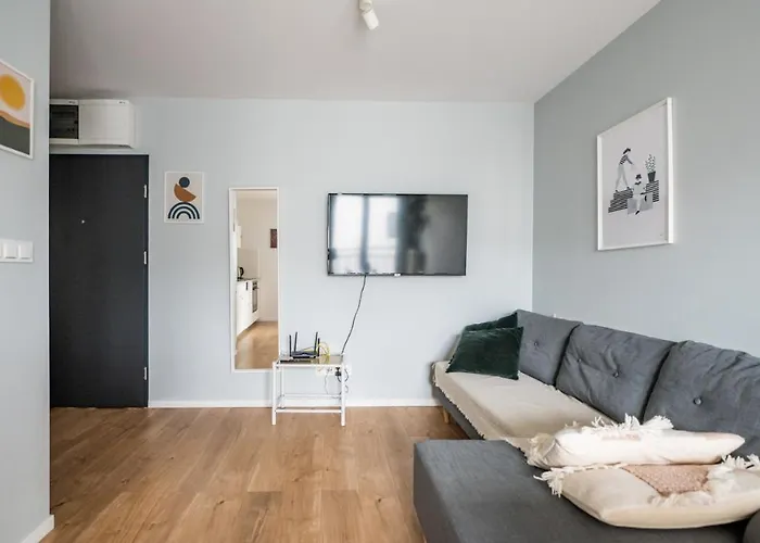 아파트 Polaka ~ Self Check-in 24 ~ Car Park ~lift 브로츠와프